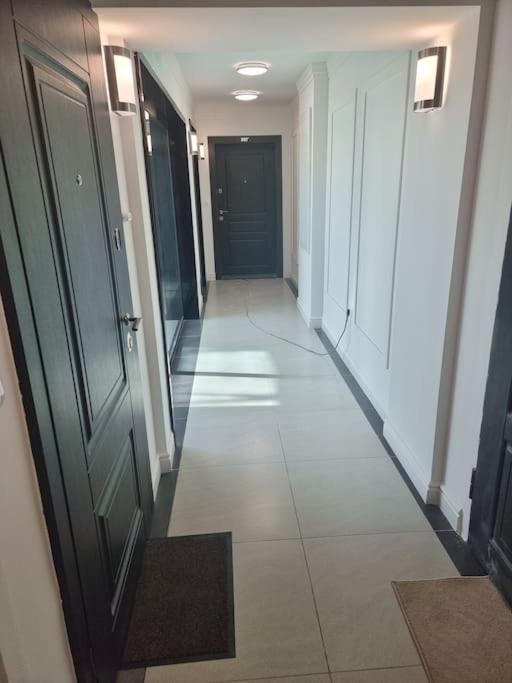Apartment In Evargreen Complex With Terrace فارنا المظهر الخارجي الصورة