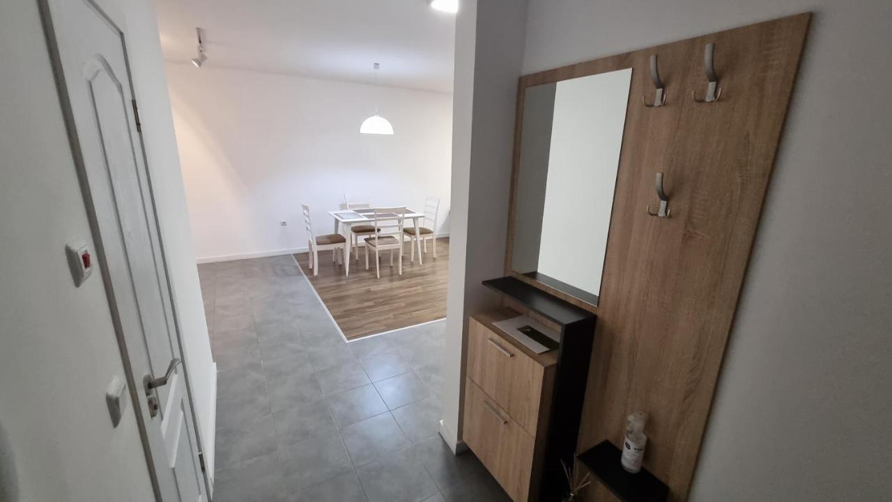 Apartment In Evargreen Complex With Terrace فارنا المظهر الخارجي الصورة