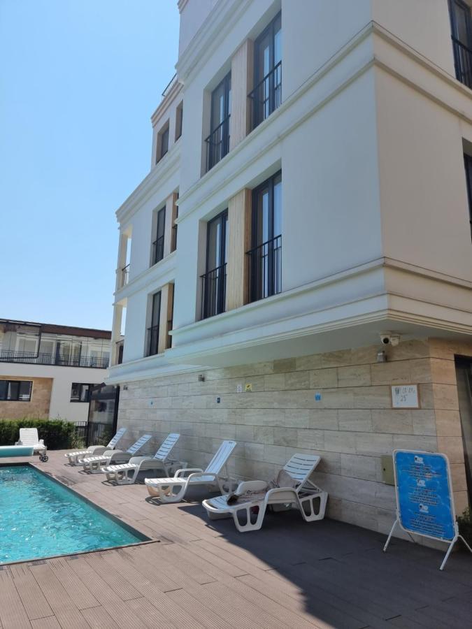 Apartment In Evargreen Complex With Terrace فارنا المظهر الخارجي الصورة