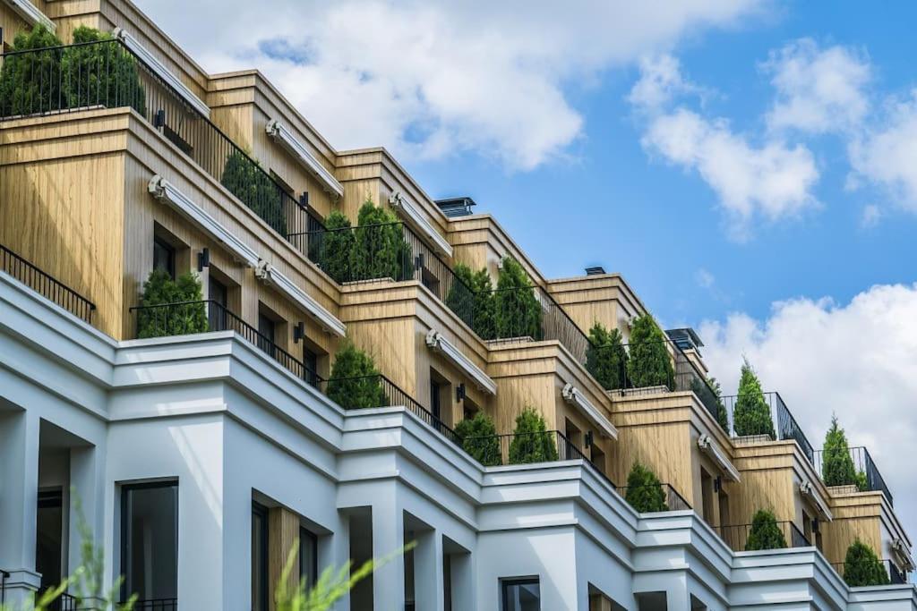 Apartment In Evargreen Complex With Terrace فارنا المظهر الخارجي الصورة